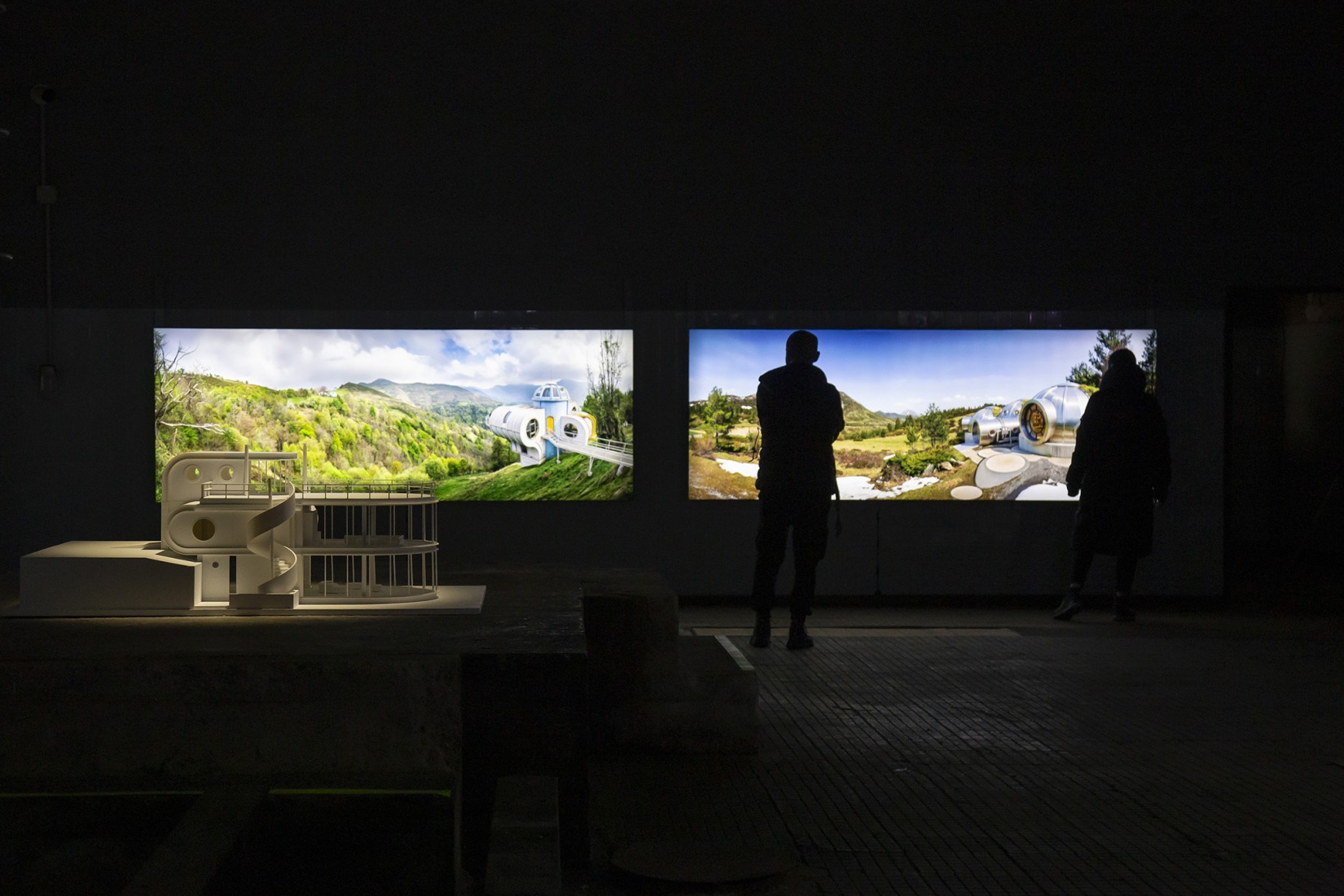 Exposición «La revuelta y la nieve» por Dionisio González. Fotografía por De la Puente fotoespacio. Cortesía de LEV Festival.