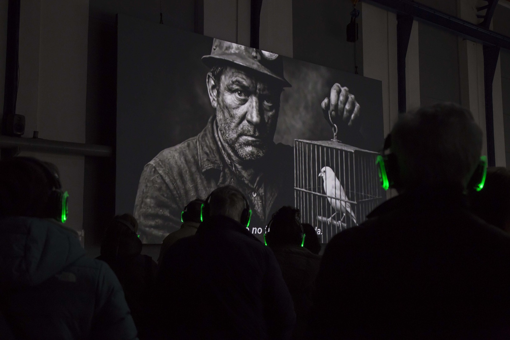 Exposición «La revuelta y la nieve» por Dionisio González. Fotografía por De la Puente fotoespacio. Cortesía de LEV Festival.