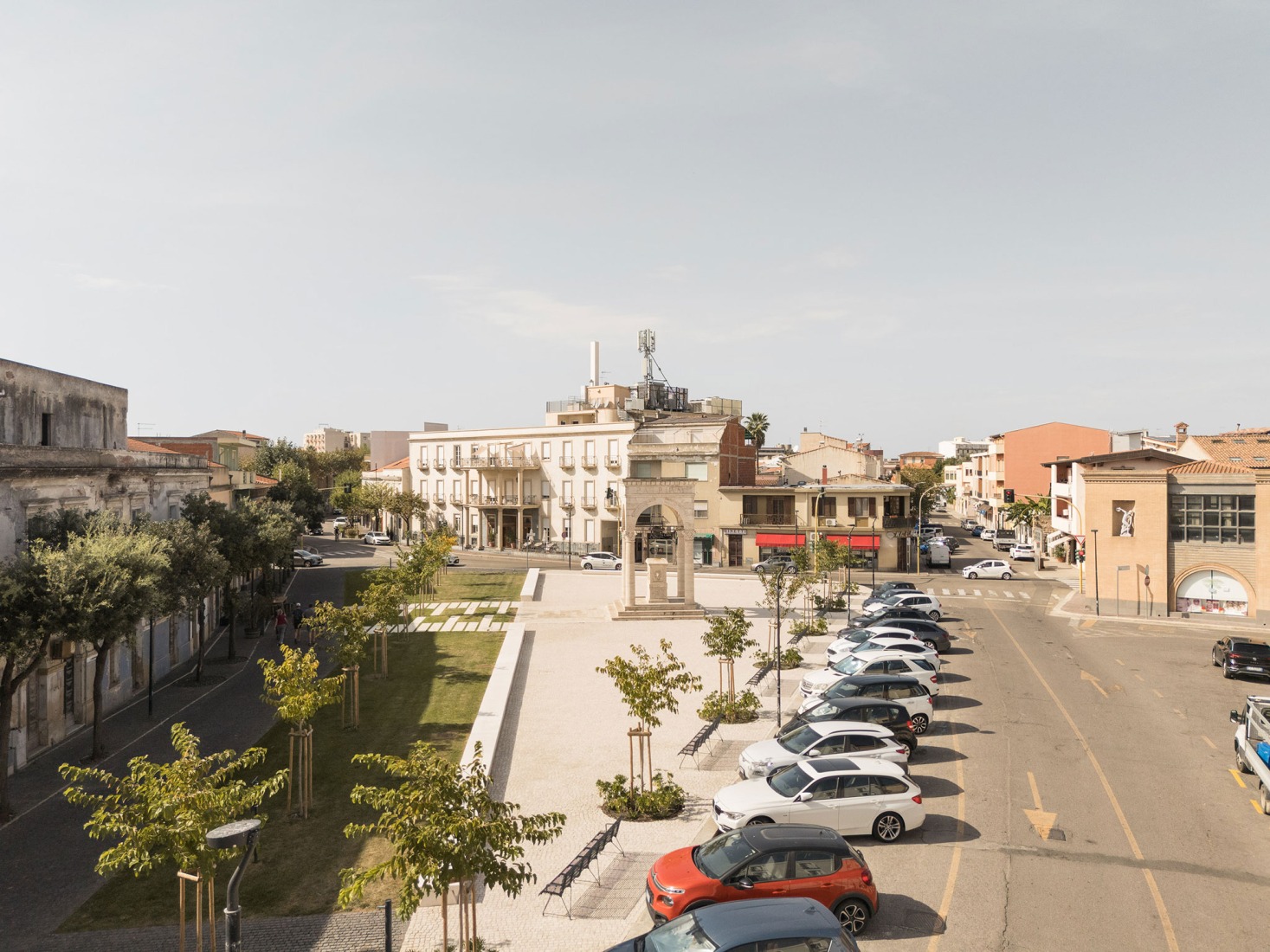 Piazza Mariano por Giulia de Appolonia. Fotografía por Filippo Poli.