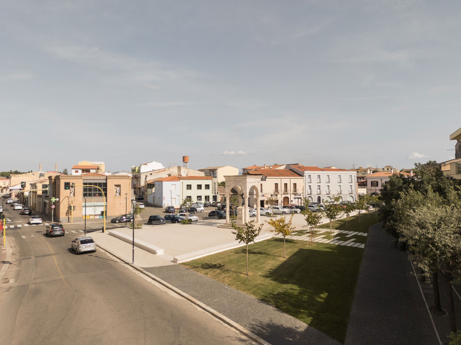 Piazza Mariano por Giulia de Appolonia. Fotografía por Filippo Poli.