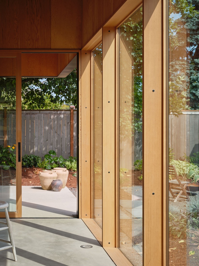Ceramics Studio by GO'C. Photograph by Kevin Scott.