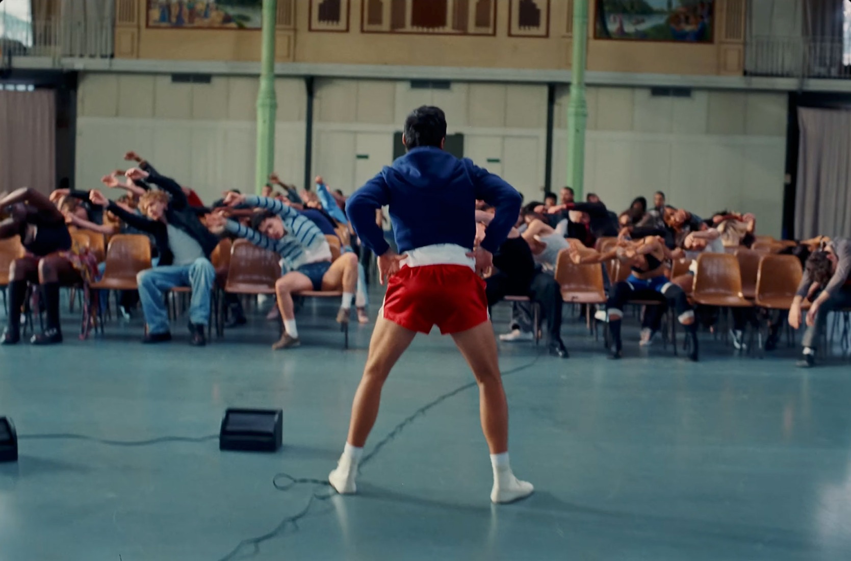 «Dance No More» por Harry Styles.