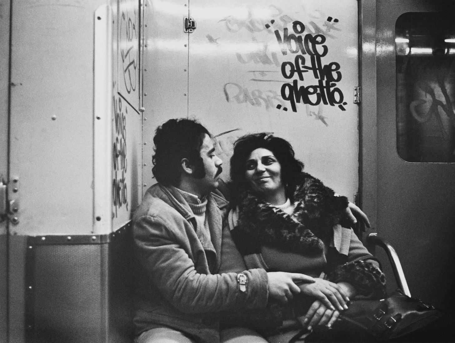 Helen Levitt, N.Y., 1978. Courtesy of Film Documents LLC, via Zander Galerie.