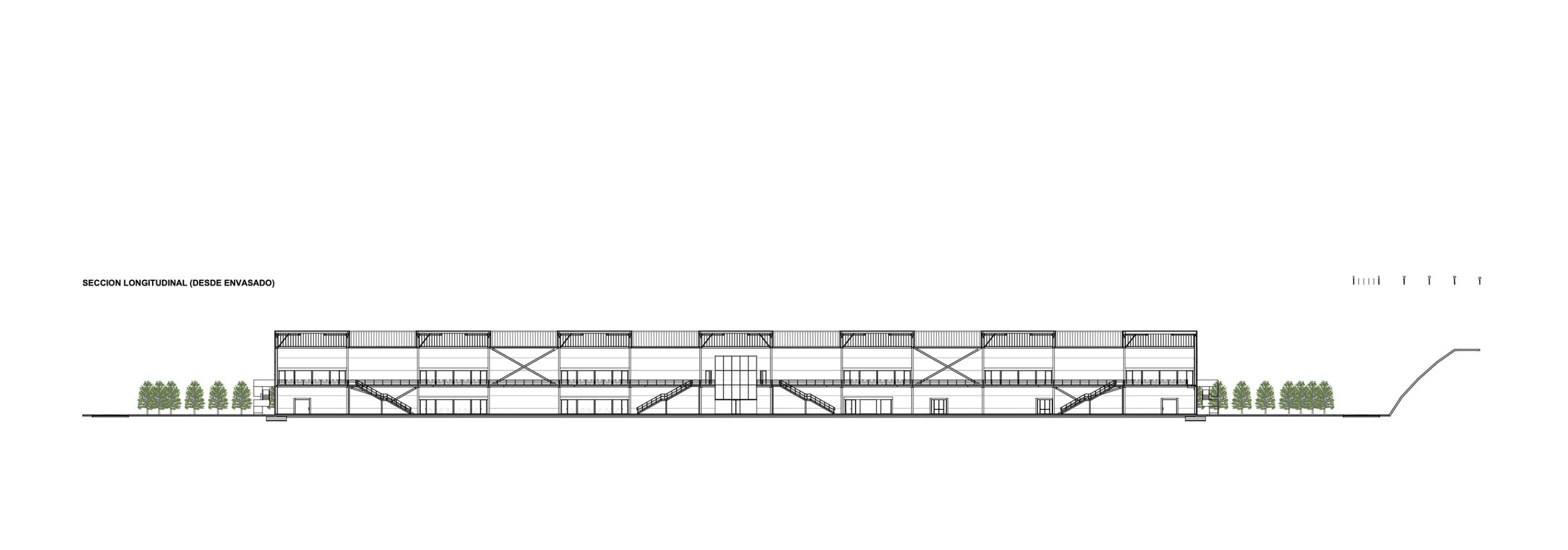 Longitudinal section. Packaging office building of the new Estrella Galicia brewery.