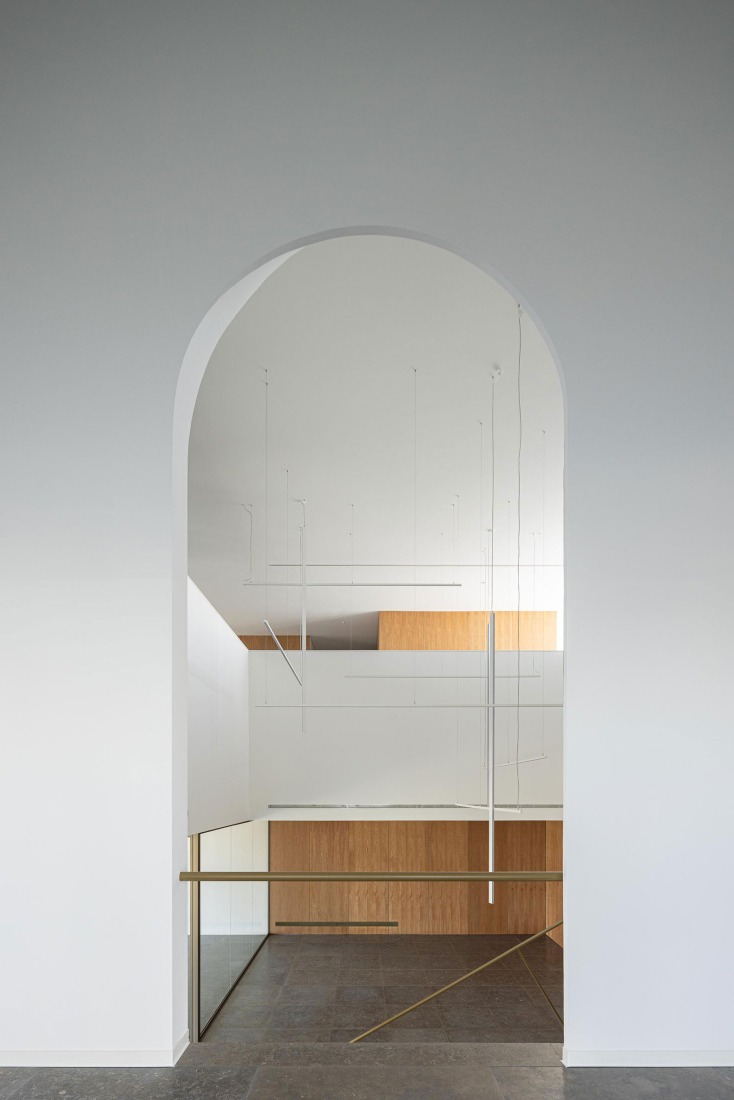 Nuevo edificio de la sede de la PRF por Impare Arquitectura. Fotografía por Ivo Tavares Studio.
