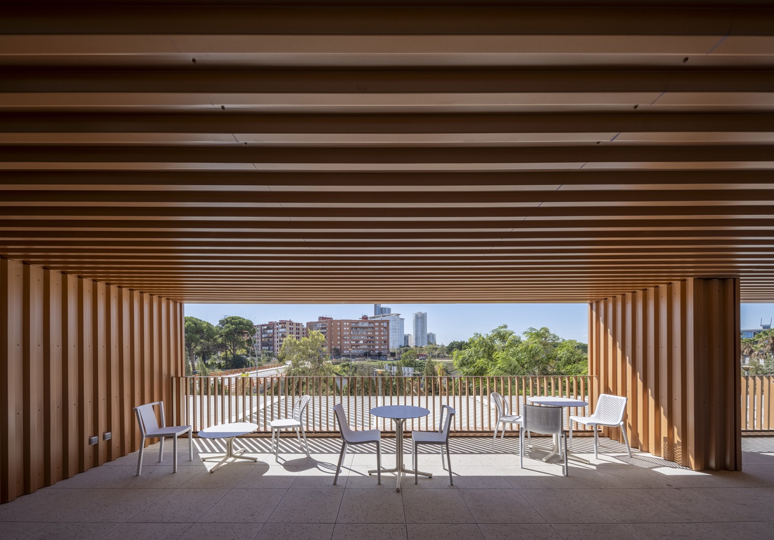 Student residence in Burjassot by Martín Lejarraga Oficina de Arquitectura. Photograph by David Frutos.