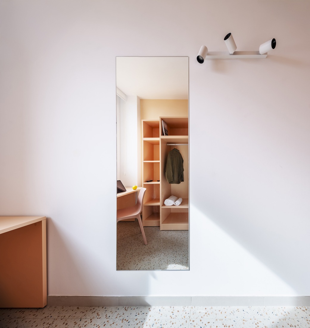 Student residence in Burjassot by Martín Lejarraga Oficina de Arquitectura. Photograph by David Frutos.