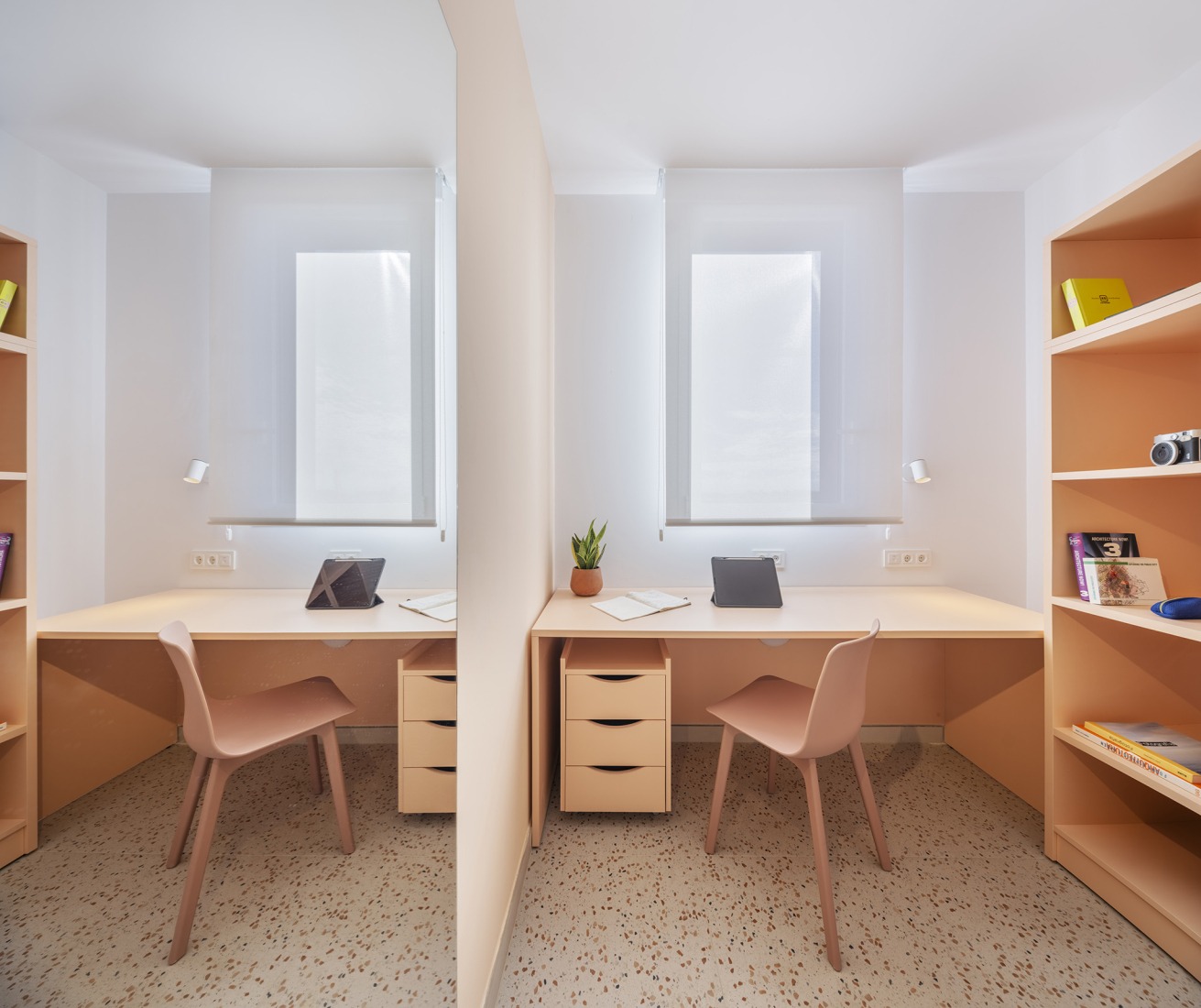 Student residence in Burjassot by Martín Lejarraga Oficina de Arquitectura. Photograph by David Frutos.
