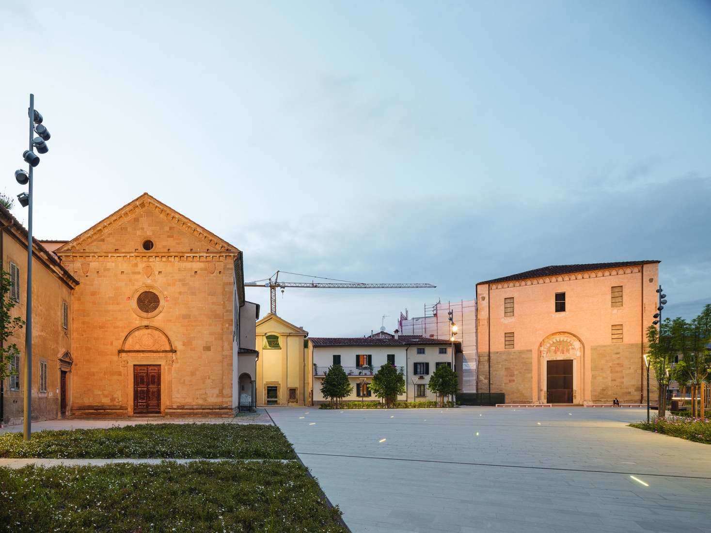 Plaza San Lorenzo en Pistoia por MICROSCAPE. Fotografía por Filippo Poli.