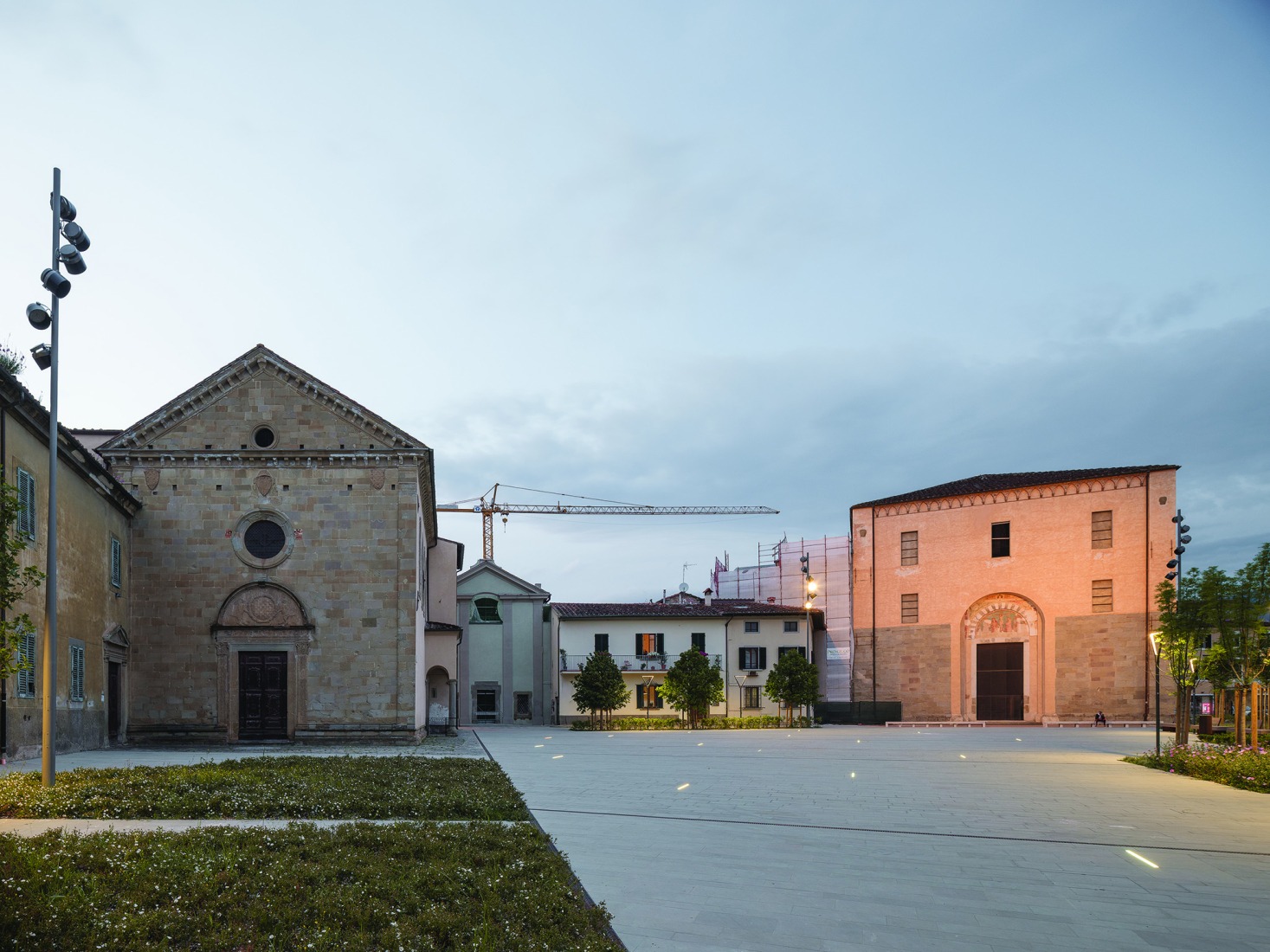 Plaza San Lorenzo en Pistoia por MICROSCAPE. Fotografía por Filippo Poli.
