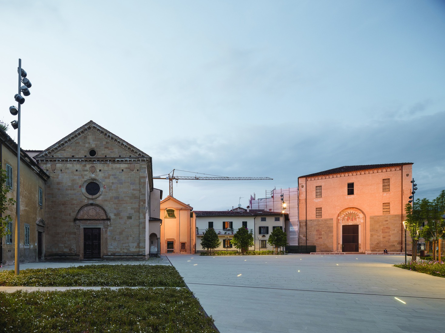 Plaza San Lorenzo en Pistoia por MICROSCAPE. Fotografía por Filippo Poli.