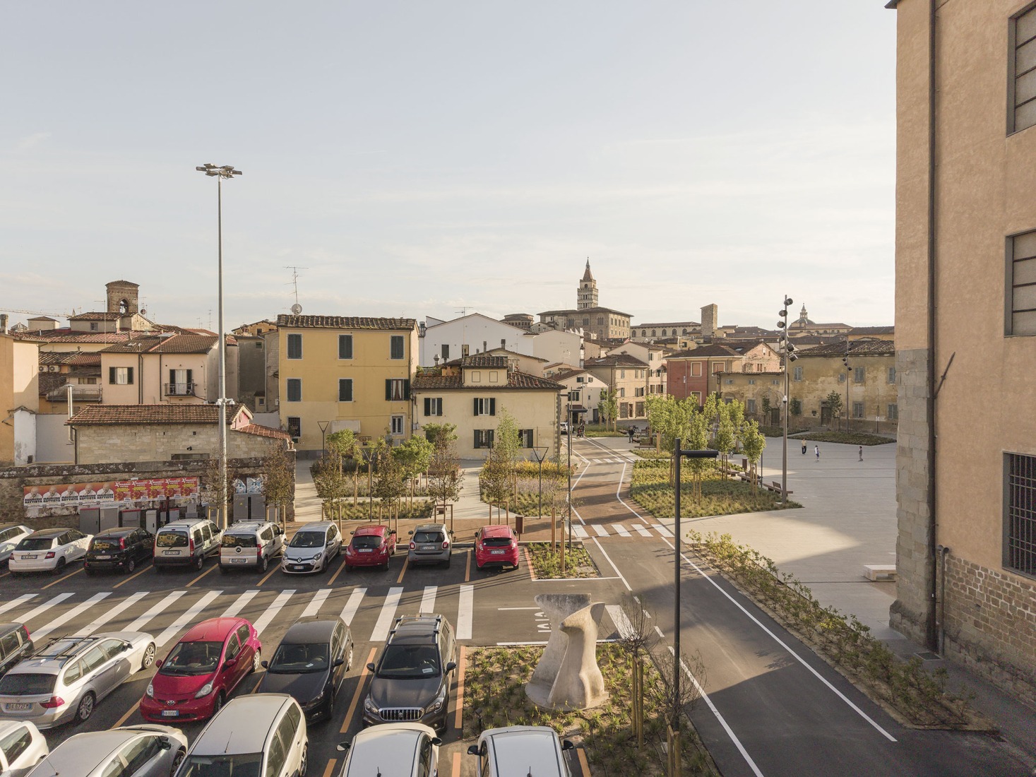 Piazza San Lorenzo in Pistoia by MICROSCAPE. Photograph by Filippo Poli.