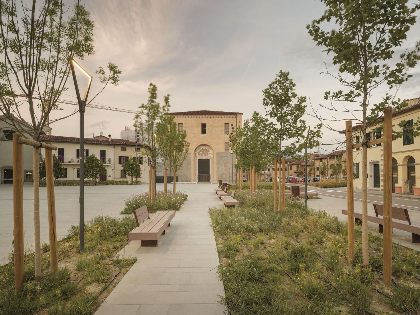 Piazza San Lorenzo in Pistoia by MICROSCAPE. Photograph by Filippo Poli.