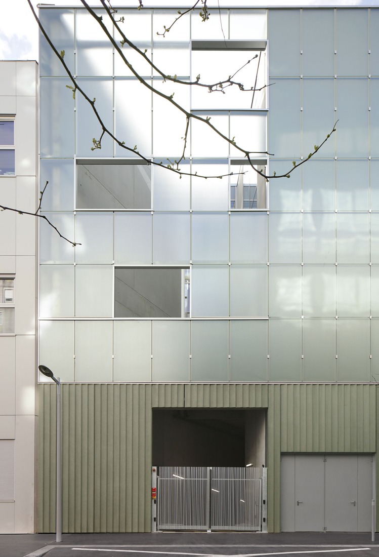 Campus experimental Renault por Mikoü Architecture. Fotografía por Filip Dujardin.