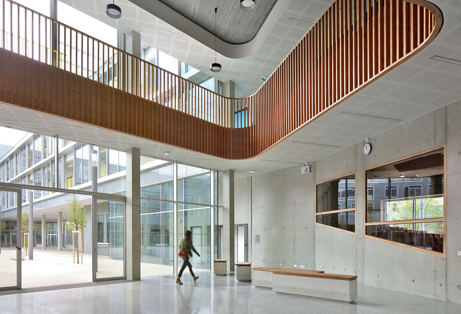 Campus experimental Renault por Mikoü Architecture. Fotografía por Filip Dujardin.