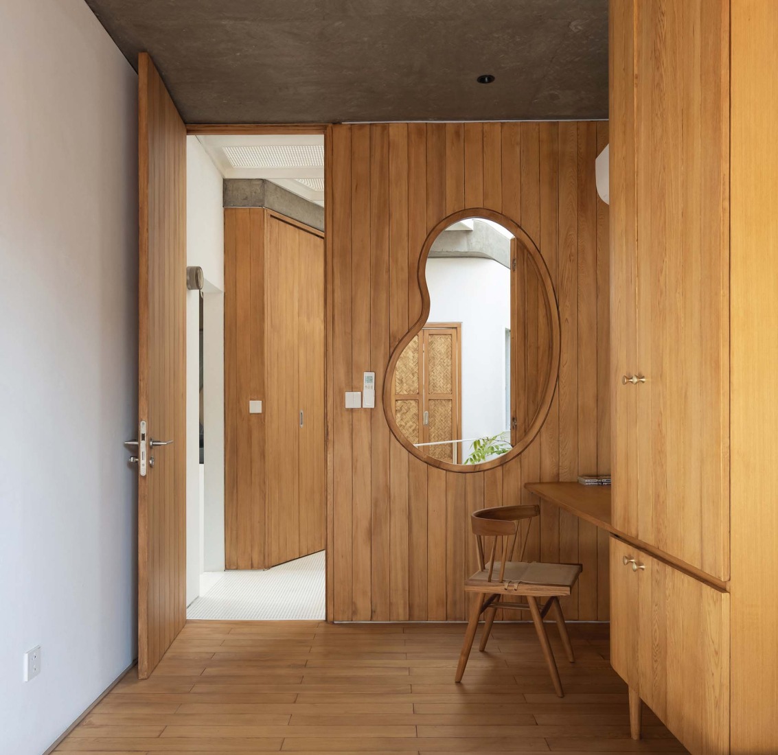 TH+ house by ODDO architects. Photograph by Hoang Le photography. 