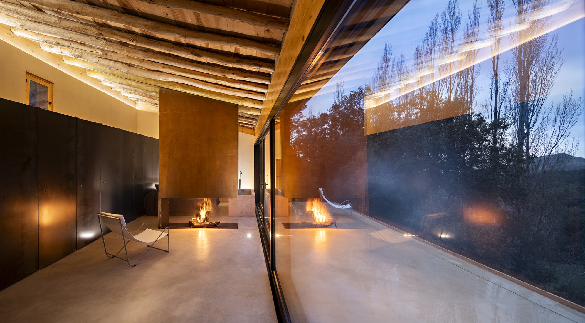 Experimental shelter by SANTZO arquitectos. Photograph by Javier Callejas Sevilla.