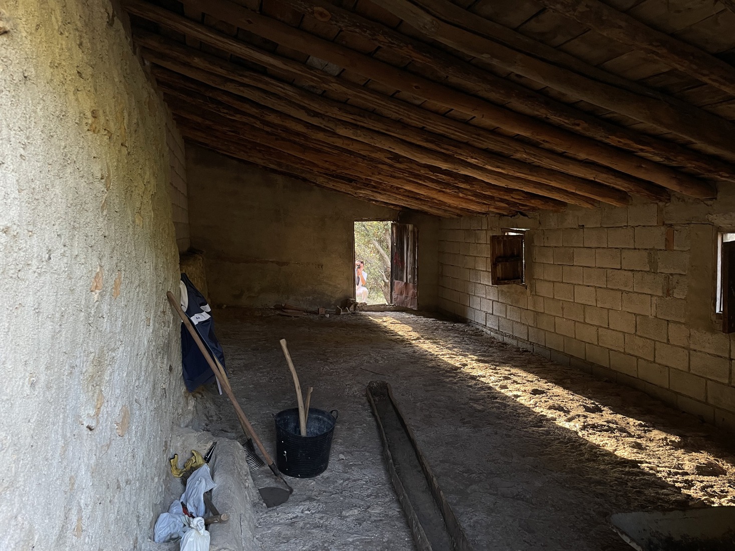 Before the intervention. Experimental shelter by SANTZO arquitectos. Photograph by Pope Cabrera.