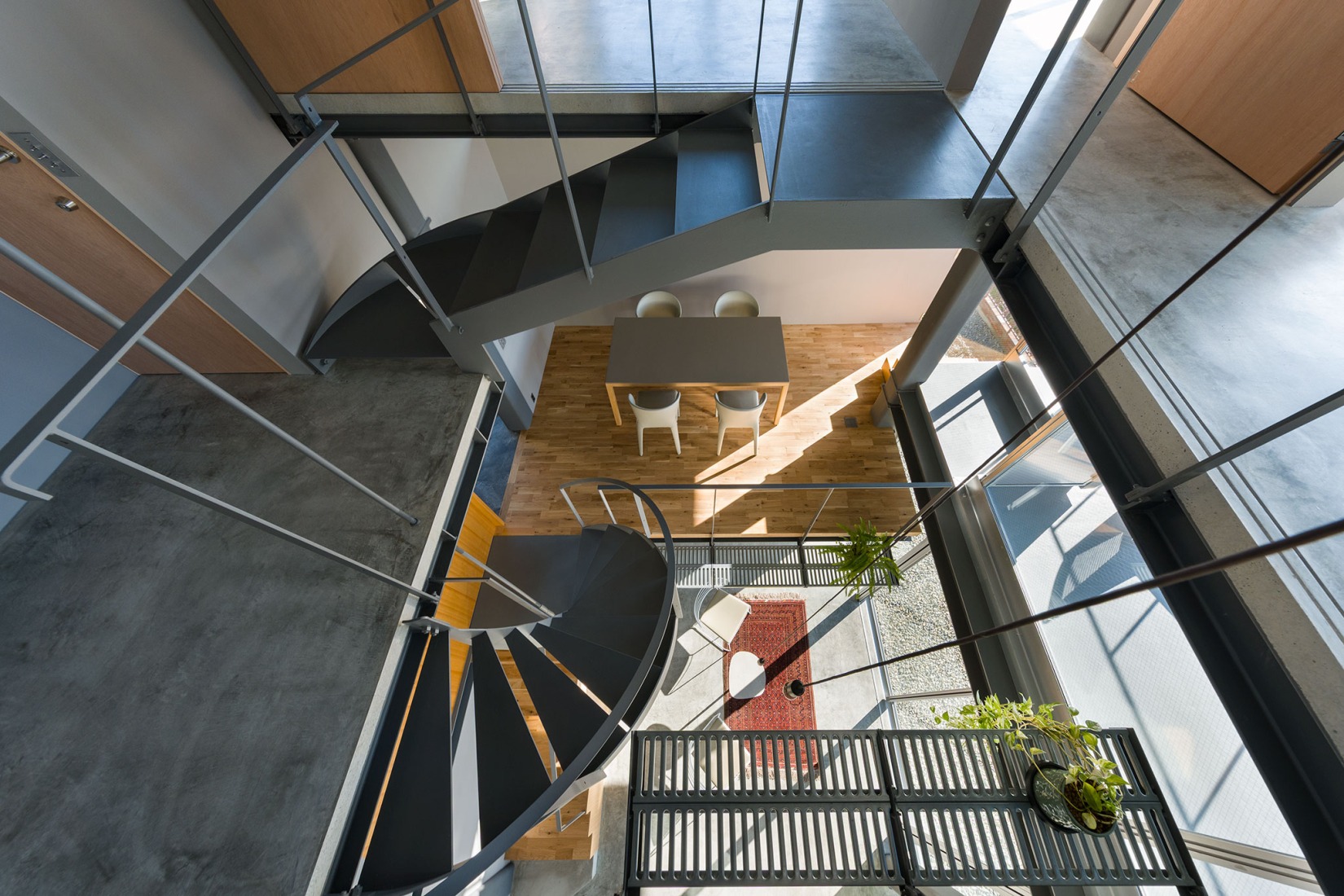 House in Kitano by Tomohiro Hata Architect & Associates. Photograph by Toshiyuki Yano.
