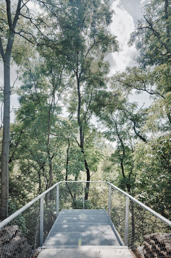Warsaw Uprising Mound Park by Archigrest + TopoScape. Photograph by Michał Szlaga.