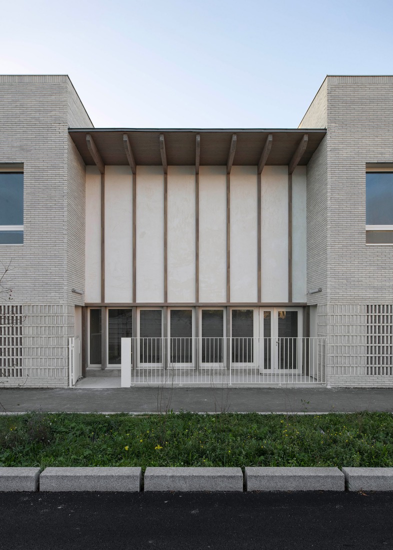 Escuela Missak y Mélinée Manouchian por Tracks Architectes. Fotografía por Guillaume Amat.