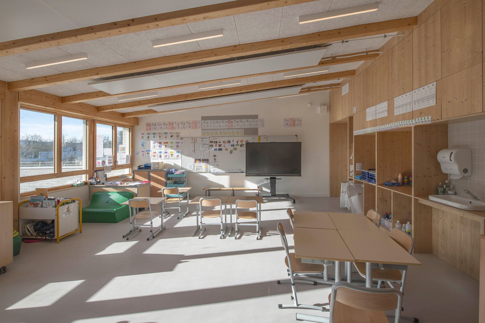 Escuela Missak y Mélinée Manouchian por Tracks Architectes. Fotografía por Guillaume Amat.