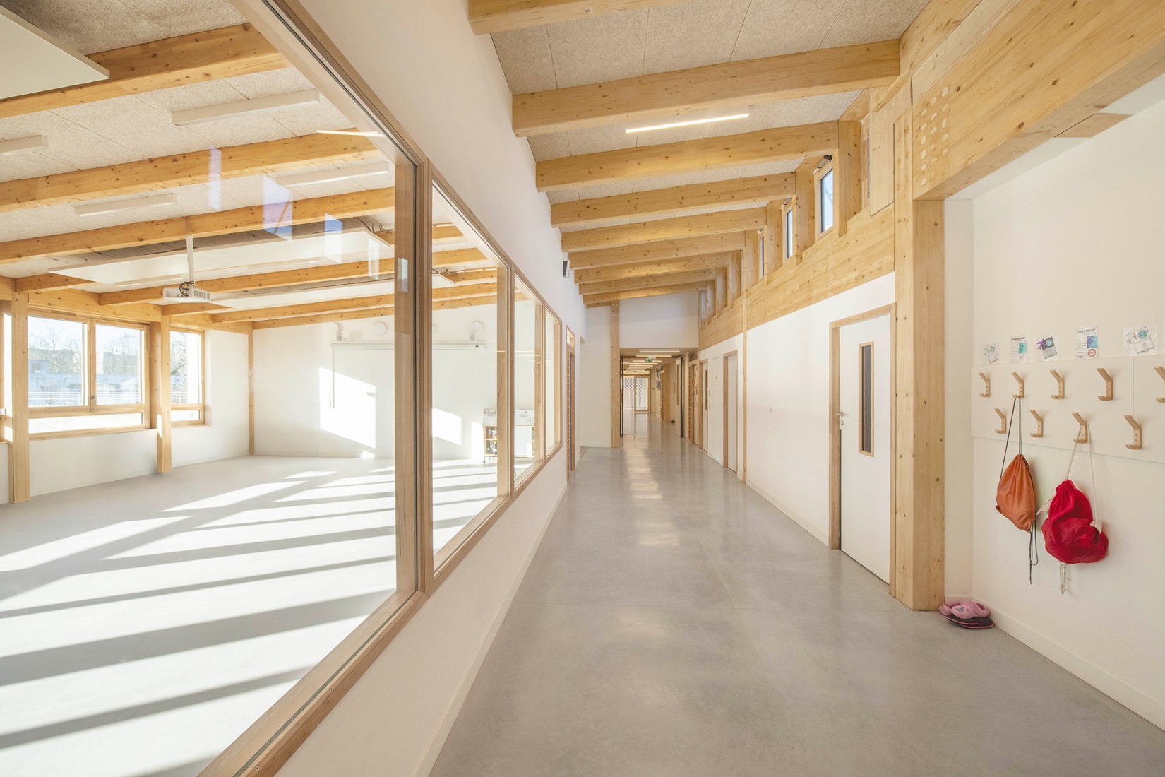 Escuela Missak y Mélinée Manouchian por Tracks Architectes. Fotografía por Guillaume Amat.