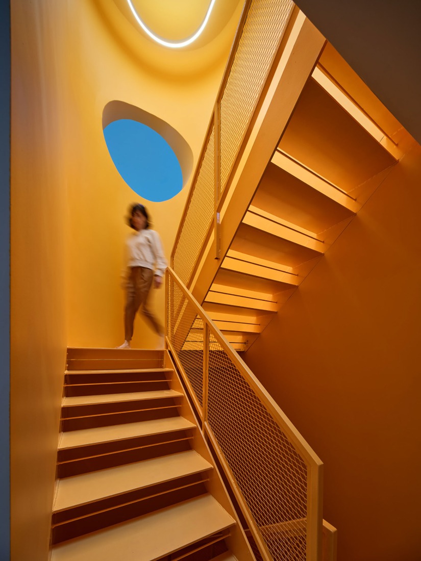 Casa del río por WORKac. Fotografía de Bruce Damonte.