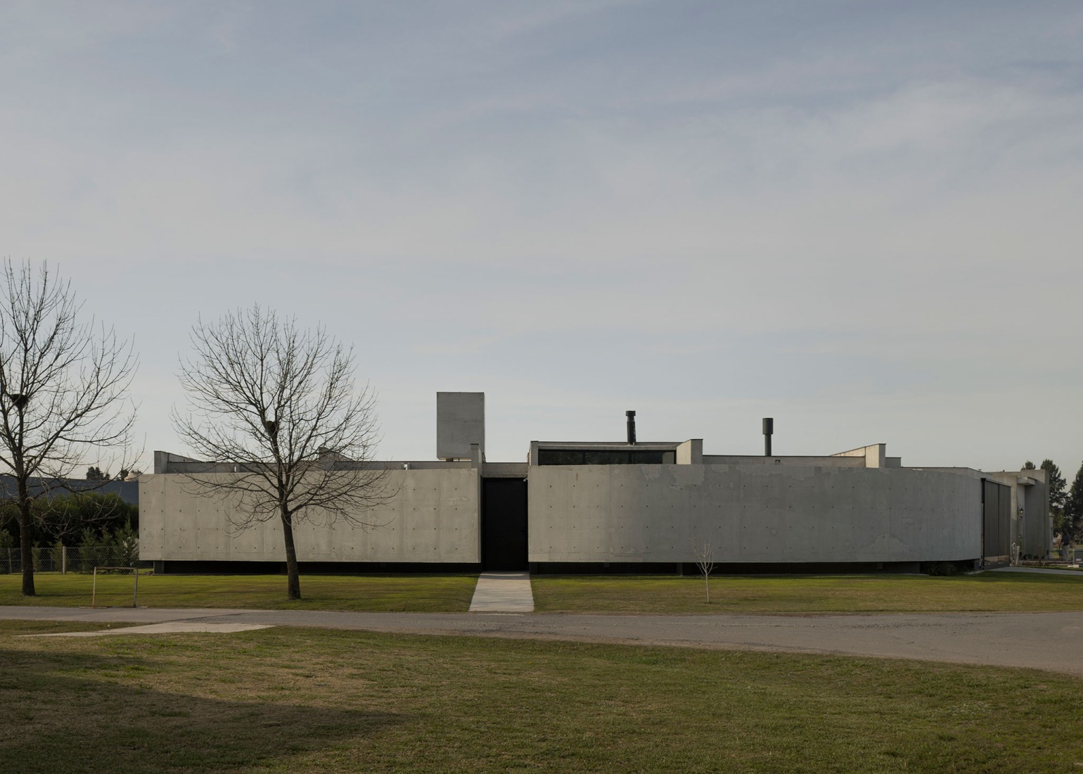 Alba II por ADEMÁS Arquitectura. Fotografía por Federico Cairoli.