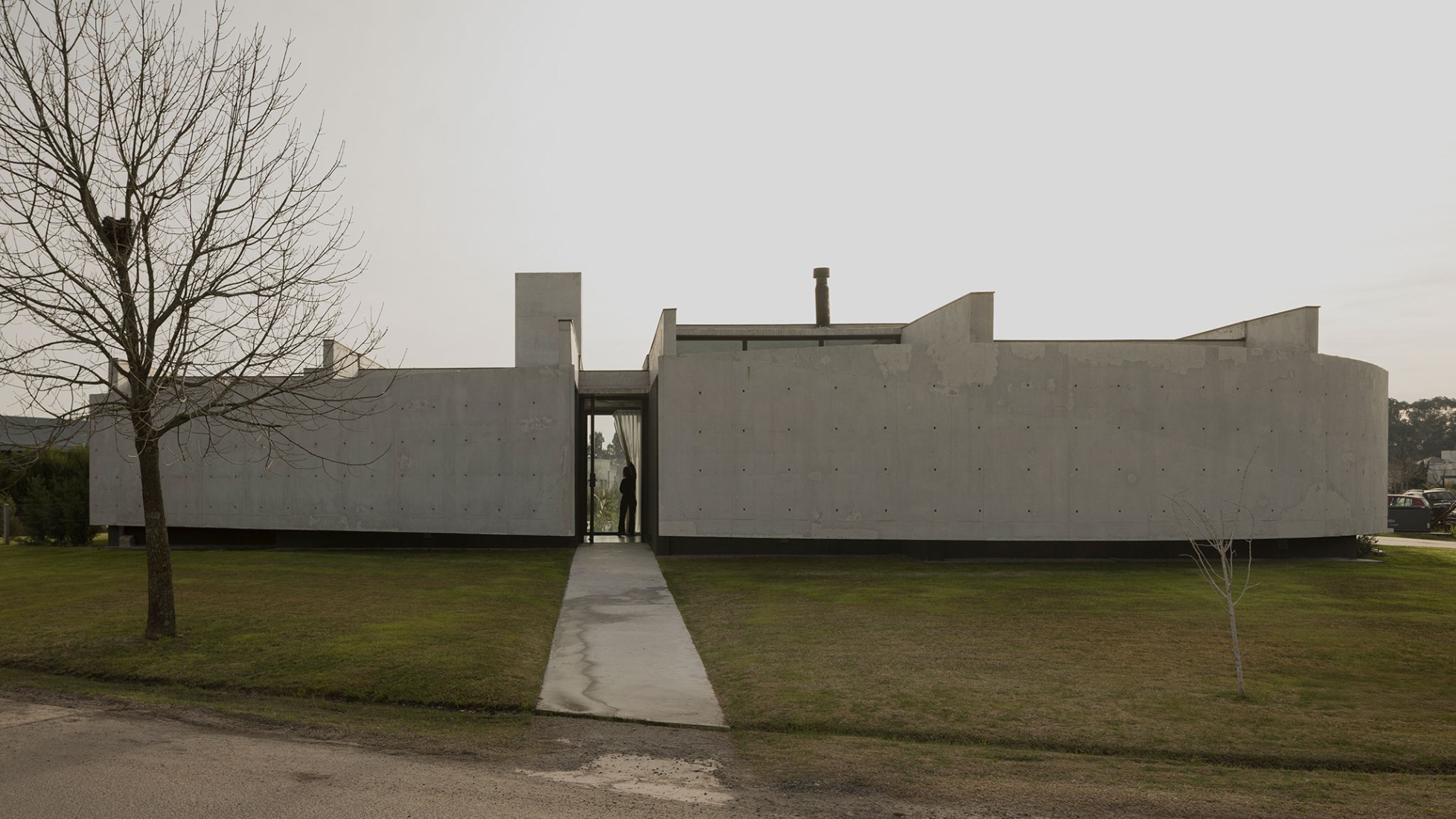 Alba II por ADEMÁS Arquitectura. Fotografía por Federico Cairoli.