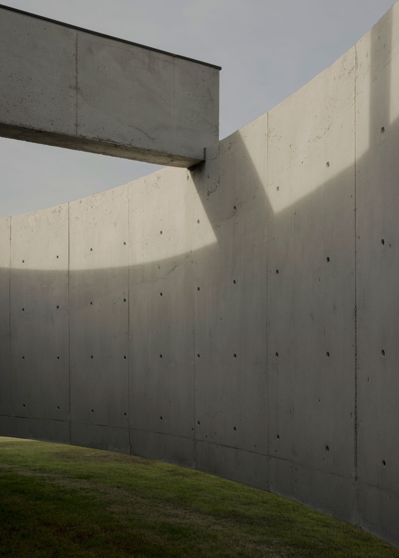 Alba II por ADEMÁS Arquitectura. Fotografía por Federico Cairoli.