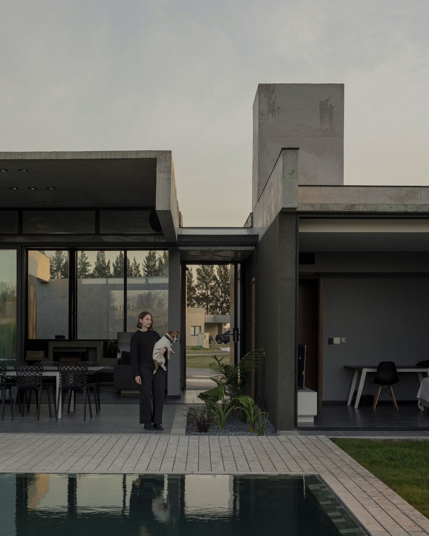 Alba II por ADEMÁS Arquitectura. Fotografía por Federico Cairoli.