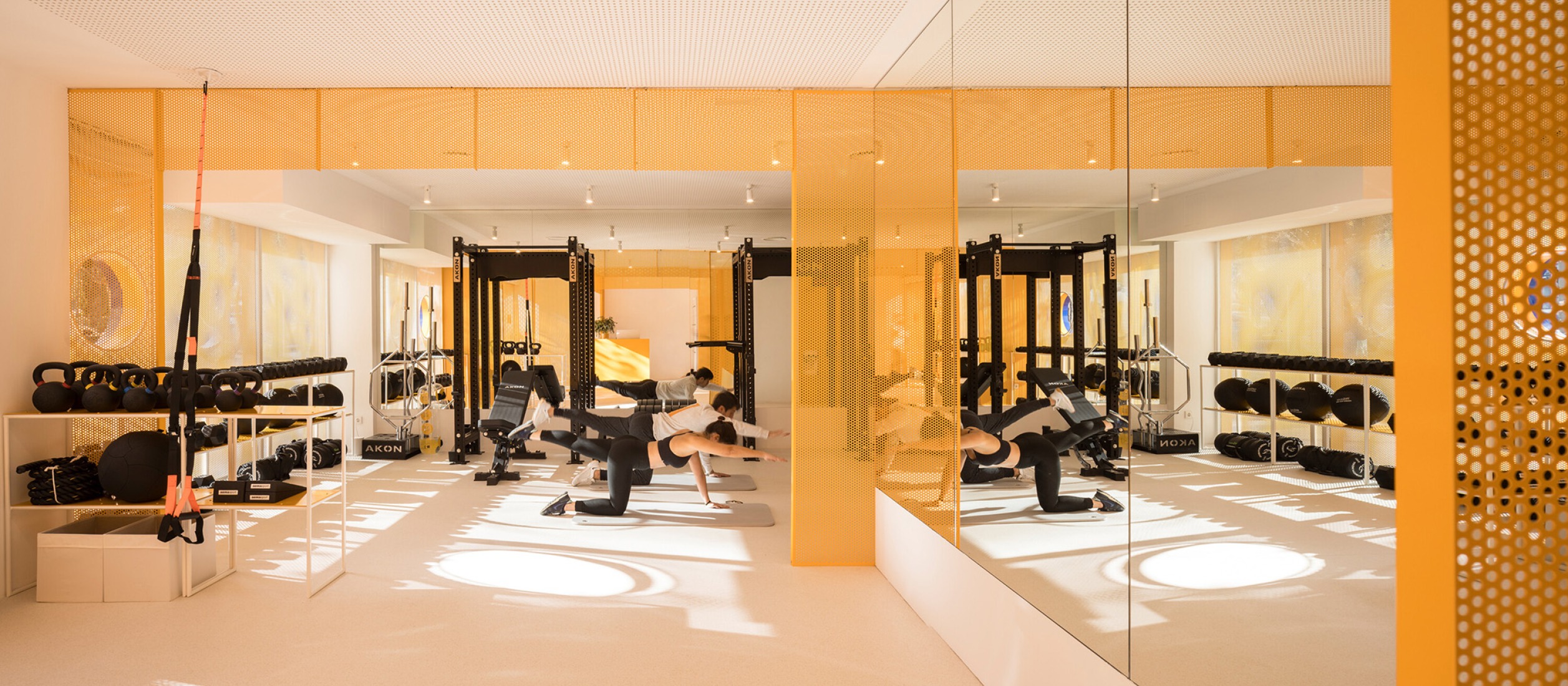 Moof Fitness Studio por Canobardin. Fotografía por Imagen Subliminal.
