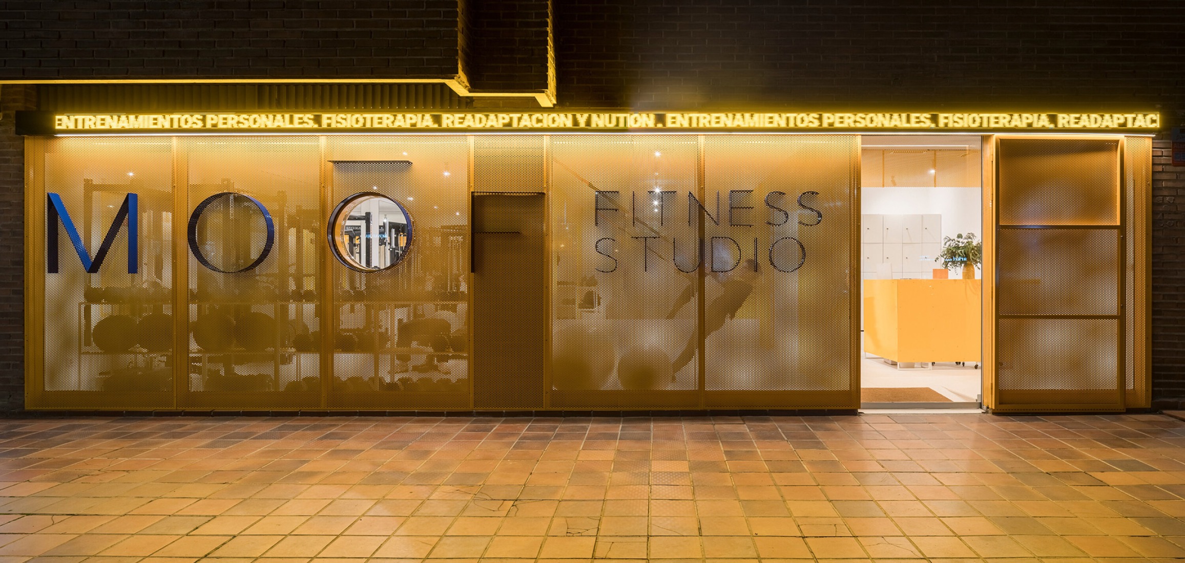 Moof Fitness Studio por Canobardin. Fotografía por Imagen Subliminal.