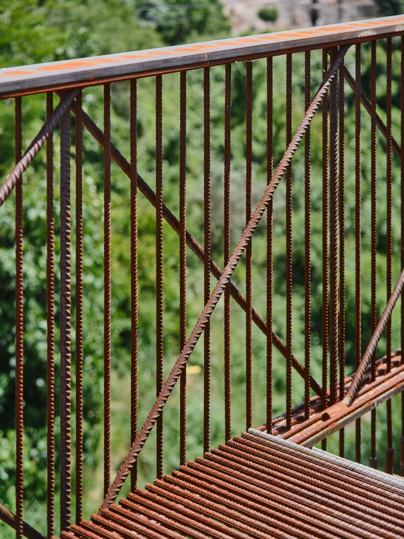 Landscape staircase in la Vall del Paradís by Comas-Pont arquitectes. Photograph by Adrià Goula.