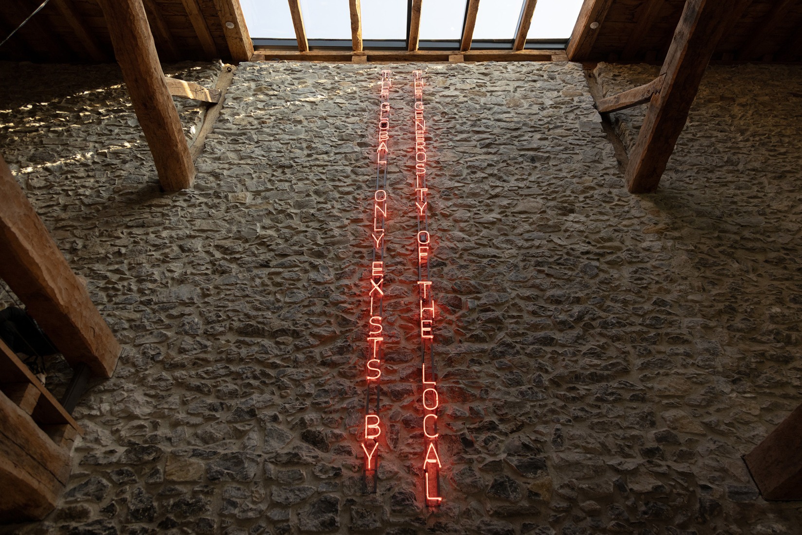 Instalación «LIMINA» por Garbizu Collar Architecture + KRI. Fotografía por Alex Abril