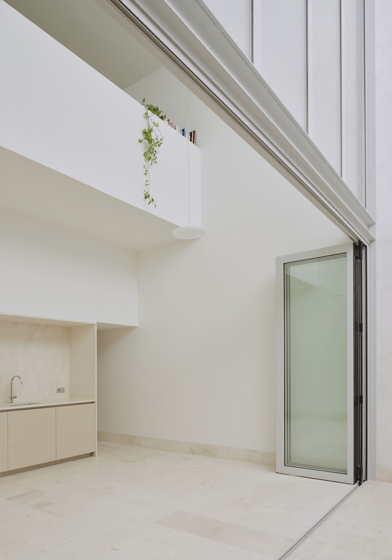 Casa Nido by Iterare arquitectos. Photograph by David Zarzoso.