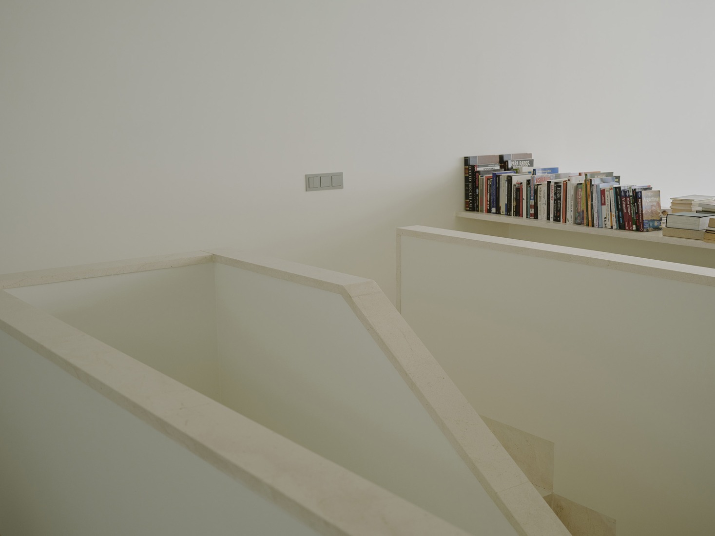 Casa Nido by Iterare arquitectos. Photograph by David Zarzoso.