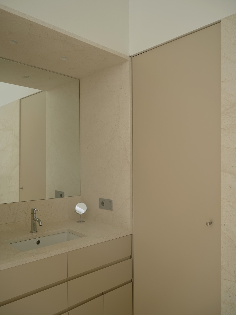 Casa Nido by Iterare arquitectos. Photograph by David Zarzoso.