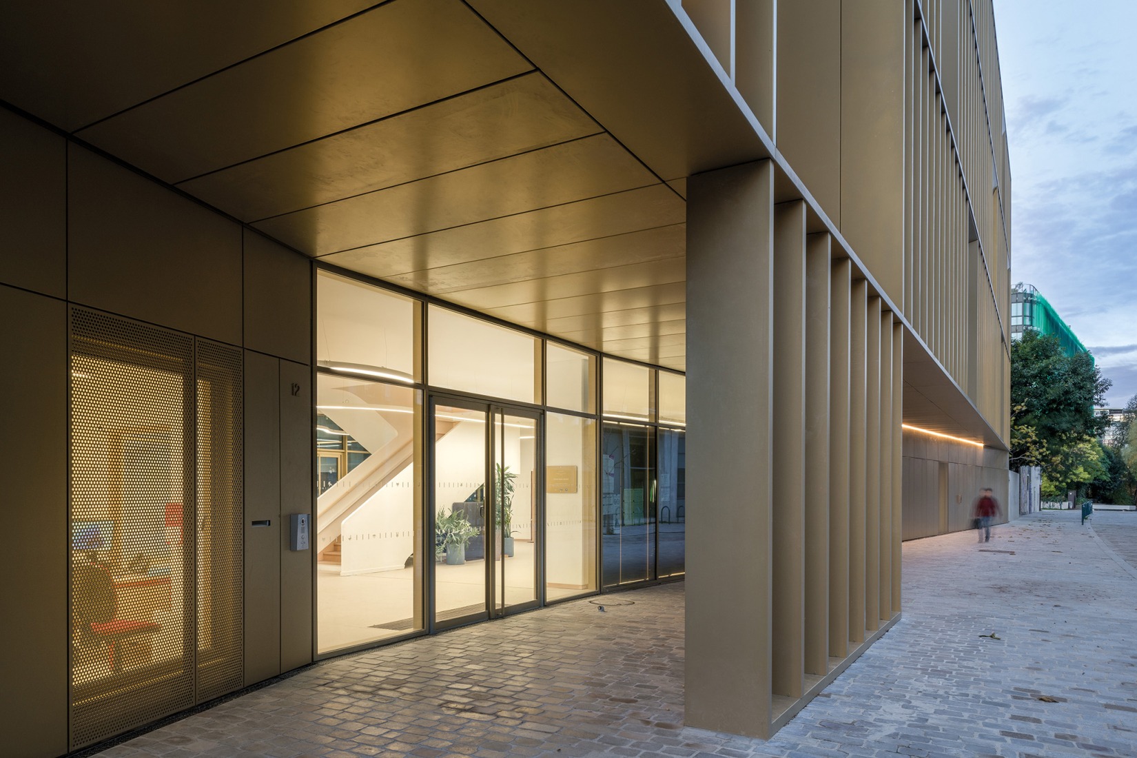 School complex Sophie Germain by Marjan Hessamfar and Joe Vérons. Photograph by Jean-François Tremege.