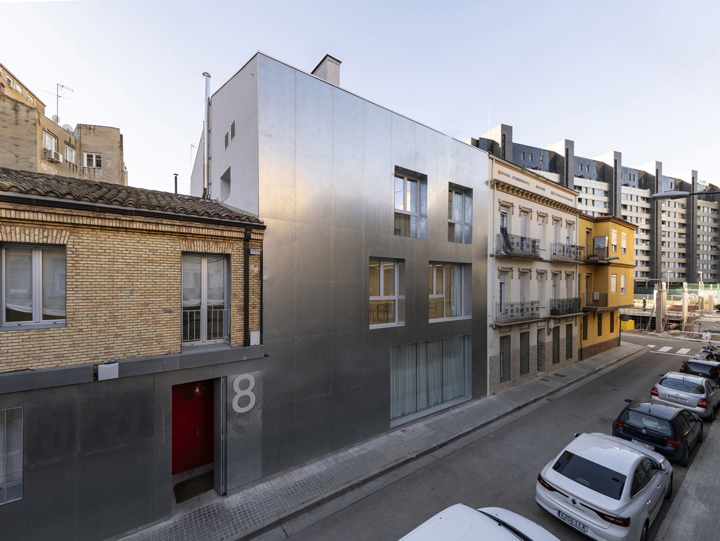 Stanbrook Training Centre Expansion by Grávalosdimonte Arquitectos. Photograph by Alex Sahún, Alberto Casas.