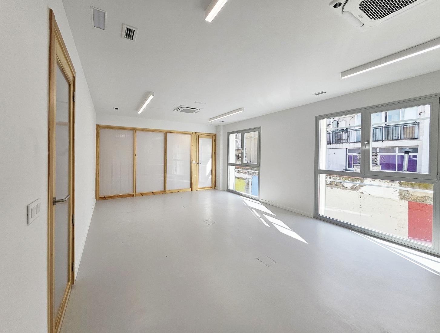 Stanbrook Training Centre Expansion by Grávalosdimonte Arquitectos. Photograph by Alex Sahún, Alberto Casas.