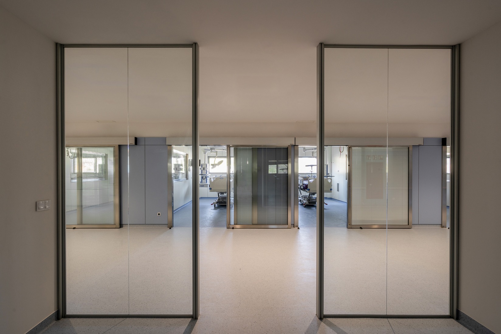 New University Hospital of Cuenca by Gádor de Carvajal, Juan Casariego, Fernando Cruz. Photograph by Luis Asín.