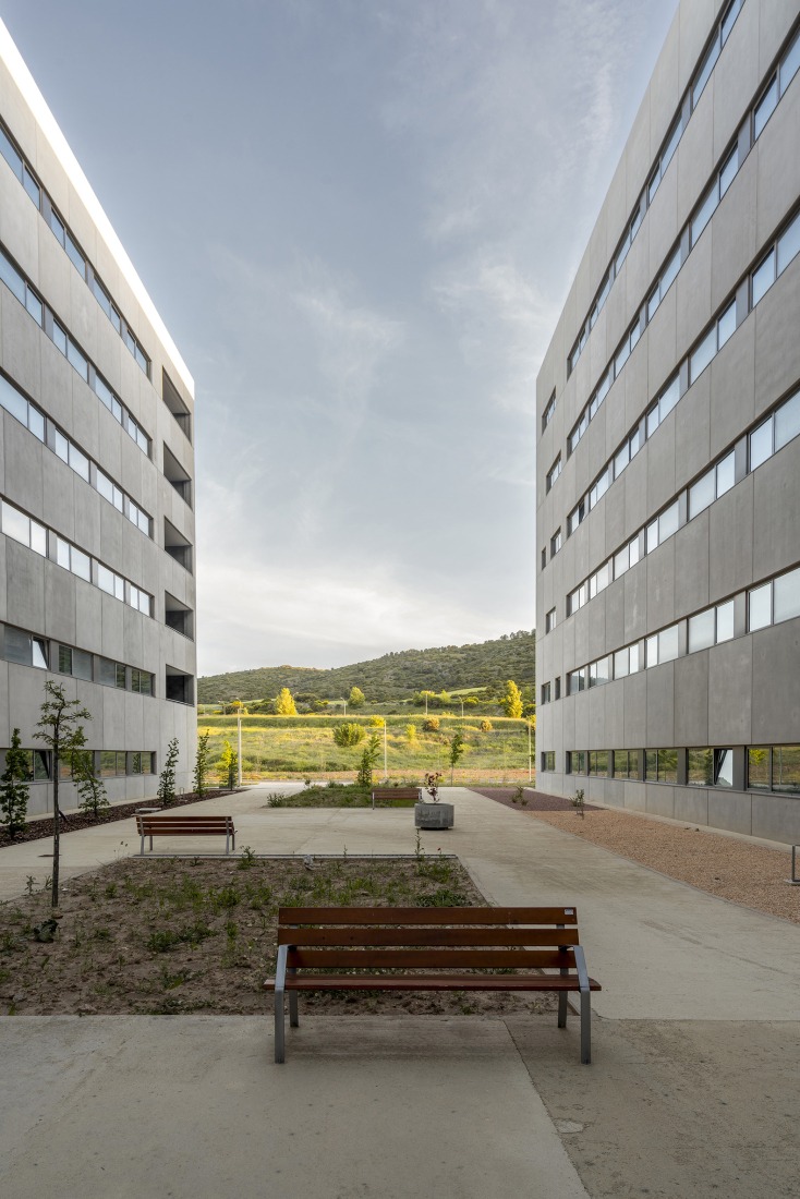 New University Hospital of Cuenca by Gádor de Carvajal, Juan Casariego, Fernando Cruz. Photograph by Luis Asín.