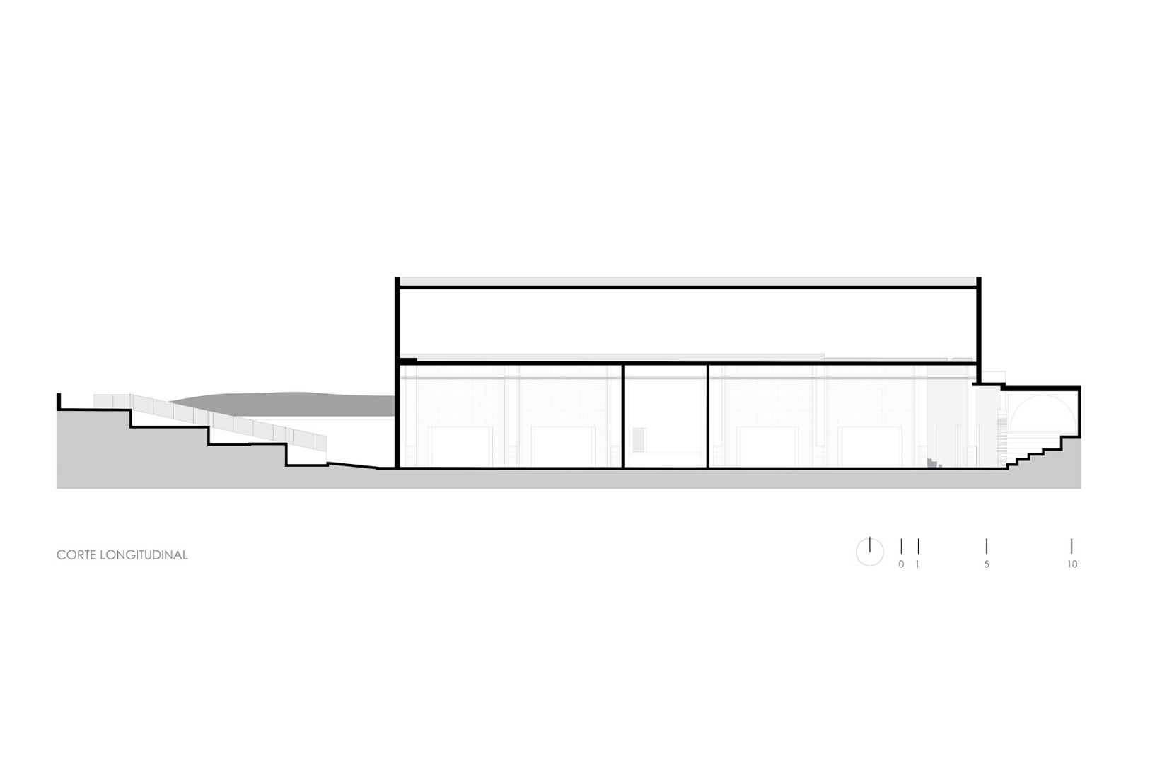 Sección. «Cafetería Hundida» por Jonathan Corral Arquitectos. 