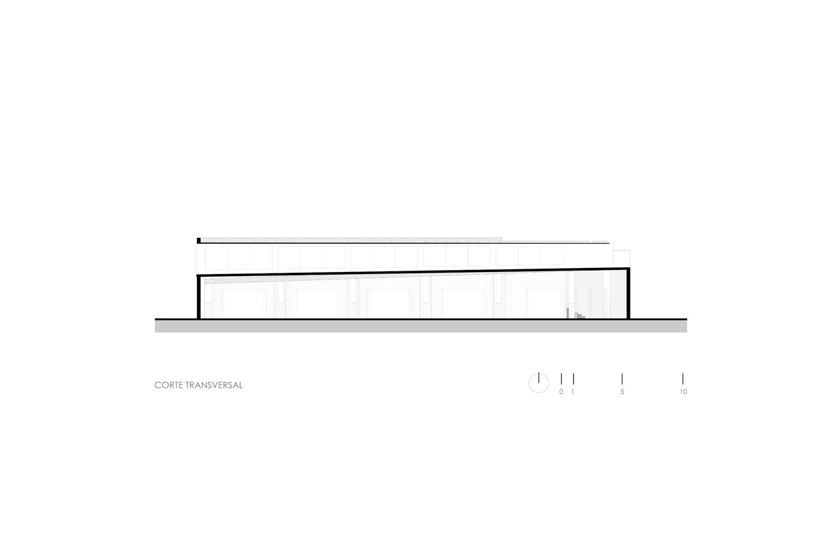Sección. «Cafetería Hundida» por Jonathan Corral Arquitectos. 