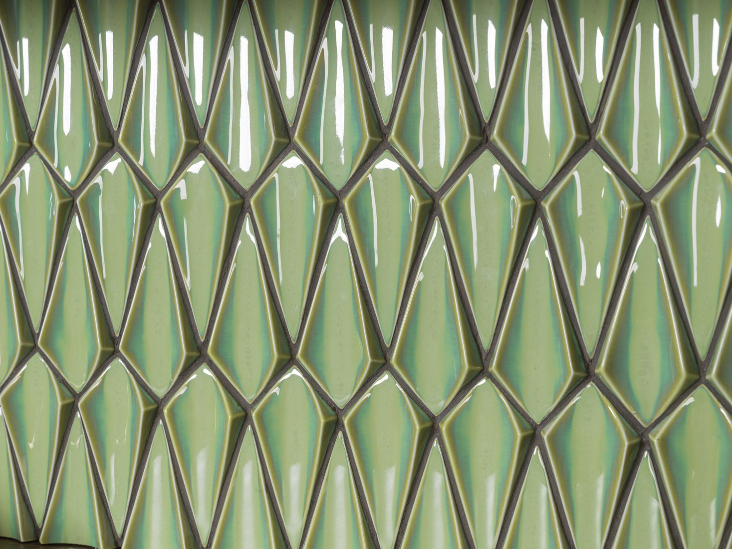 L'Antic Colonial mosaic, Tusk Emerald series. Detail.