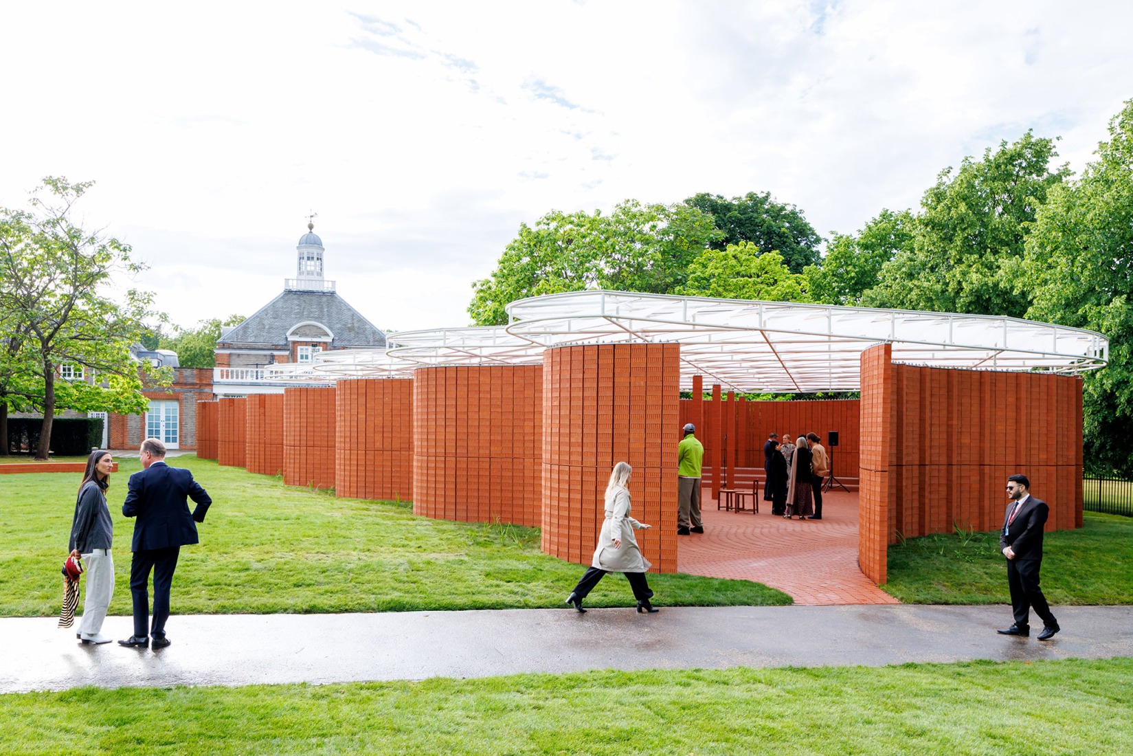 A serpentine by LANZA atelier. Serpentine Pavilion 2026. Photograph by Iwan Baan.