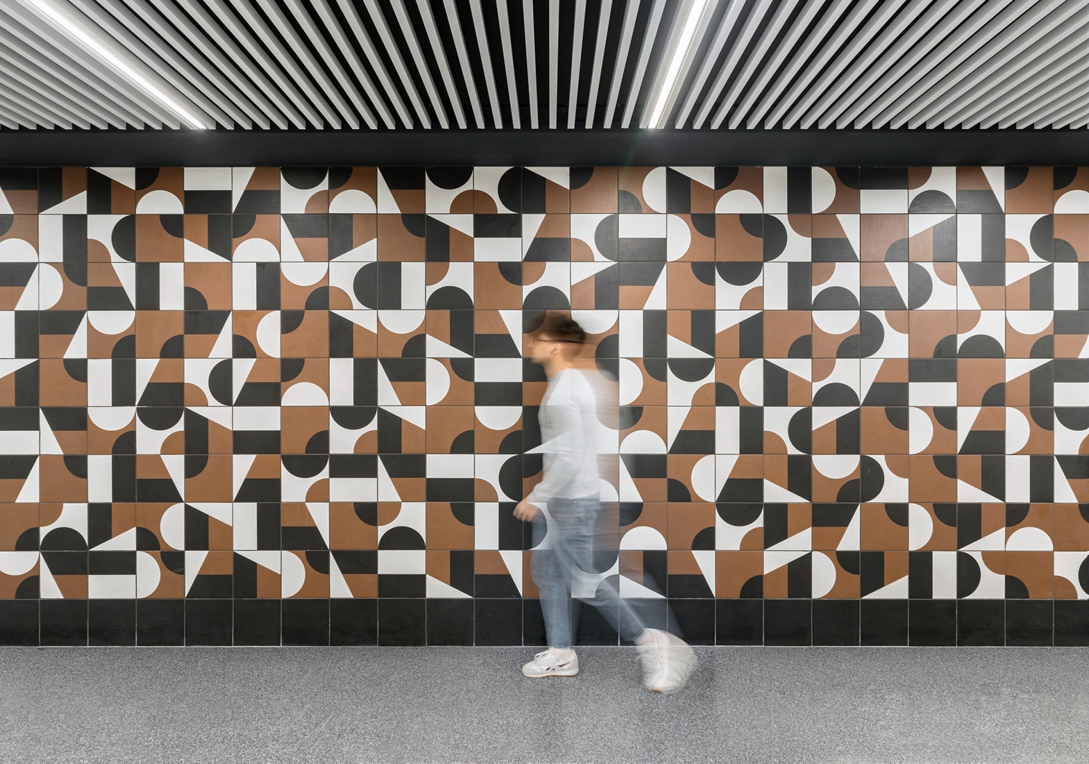Northwest Regional Hospital Extension by lópez+aroca arquitectura. Photograph by Pedro Noguera.