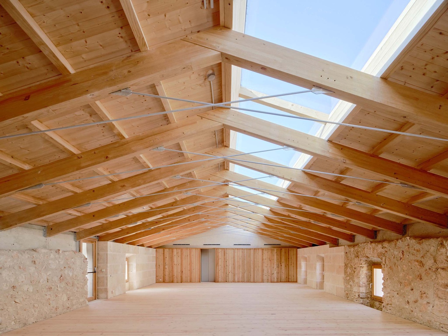 Vila Santa Eugenia House by Peris Toral + Aulets. Photograph by José Hevia.